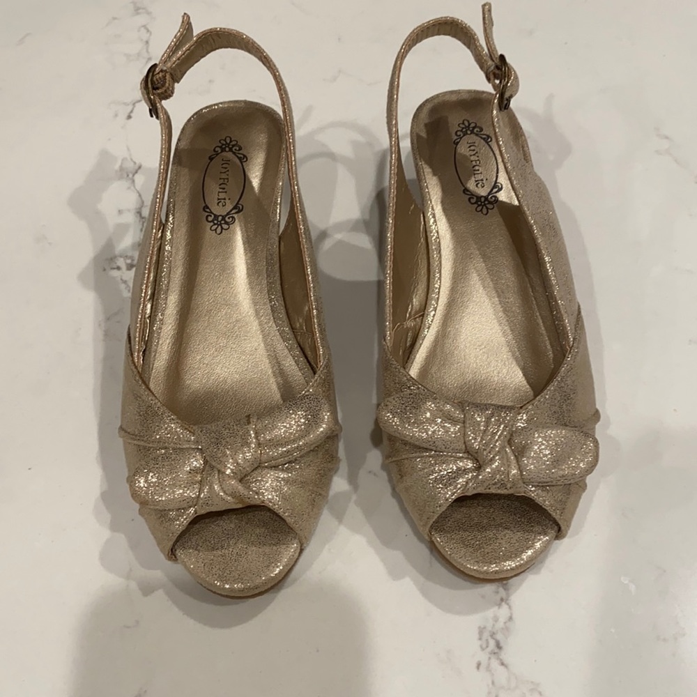 Girls shoes size 2 Joyfolie